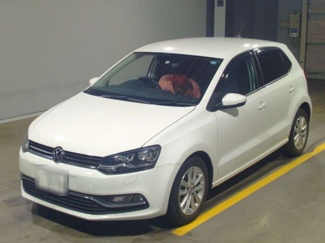 5085 Volkswagen Polo 6RCJZ 2017 г. (TAA Yokohama)