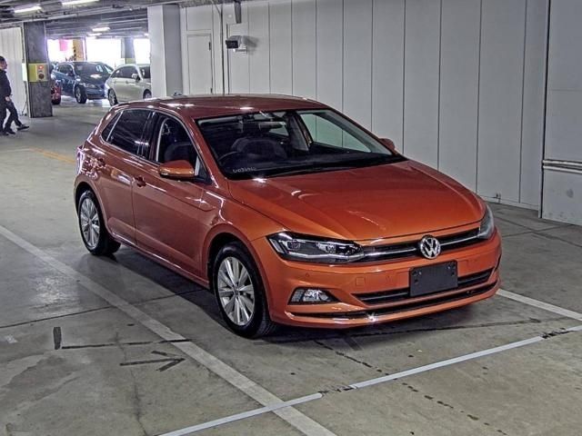 56 Volkswagen Polo AWCHZ 2019 г. (ZIP Osaka)