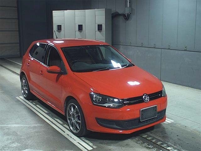 70039 Volkswagen Polo 6RCBZ 2014 г. (JU Gifu)