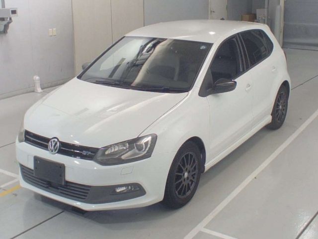 90157 Volkswagen Polo 6RCZE 2014 г. (CAA Chubu)