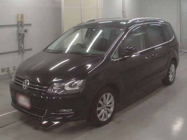 10099 Volkswagen Sharan 7NCAV 2012 г. (CAA Tokyo)