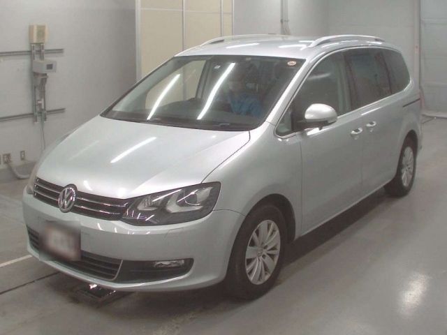 1103 Volkswagen Sharan 7NCAV 2012 г. (CAA Tokyo)