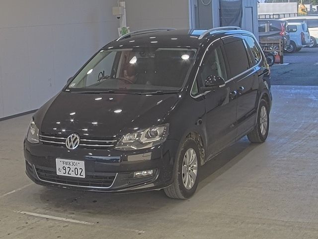 1828 Volkswagen Sharan 7NCAV 2012 г. (ARAI Oyama)