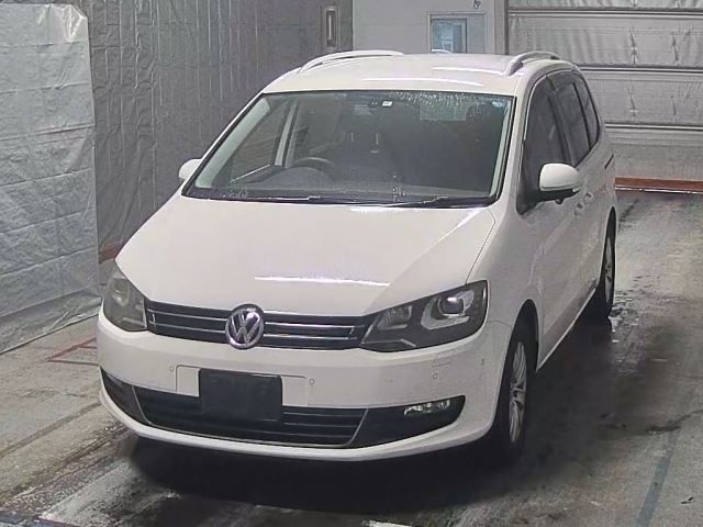 2559 Volkswagen Sharan 7NCAV 2012 г. (HERO)