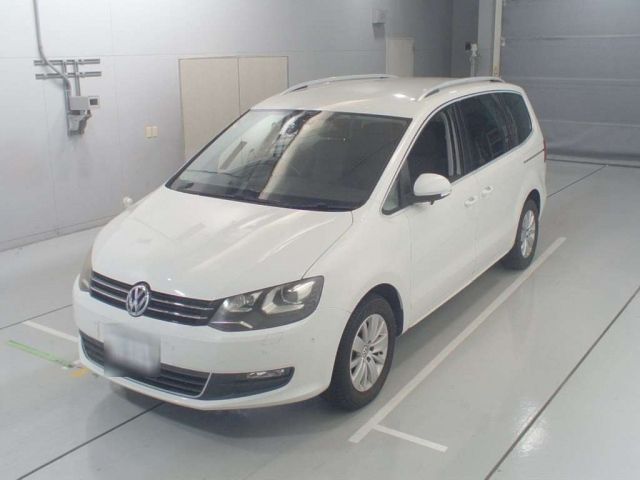 30069 Volkswagen Sharan 7NCTH 2013 г. (CAA Chubu)