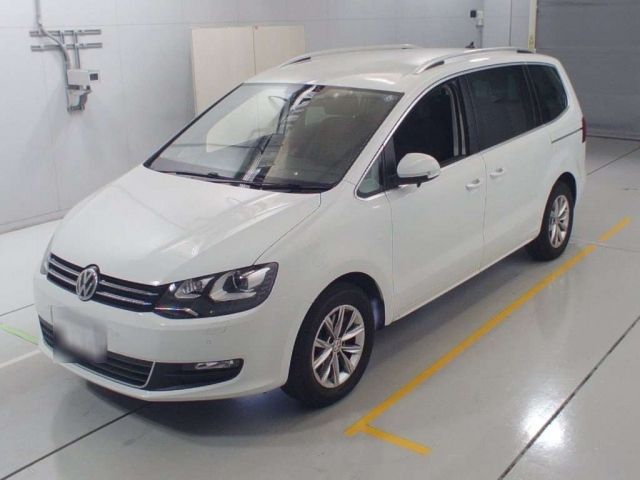 30259 Volkswagen Sharan 7NCZD 2017 г. (CAA Chubu)