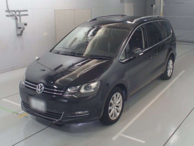 30468 Volkswagen Sharan 7NCAV 2011 г. (CAA Chubu)