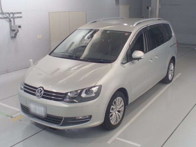 30673 Volkswagen Sharan 7NCTH 2013 г. (CAA Chubu)