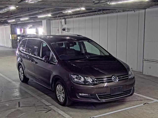 365 Volkswagen Sharan 7NCTH 2014 г. (ZIP Osaka)