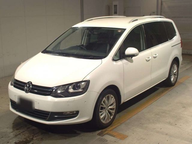 5045 Volkswagen Sharan 7NCTH 2016 г. (TAA Kyushu)