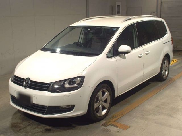 5101 Volkswagen Sharan 7NCTH 2014 г. (TAA Kyushu)