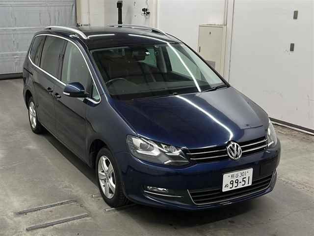 90042 Volkswagen Sharan 7NCTH 2014 г. (MIRIVE Saitama)