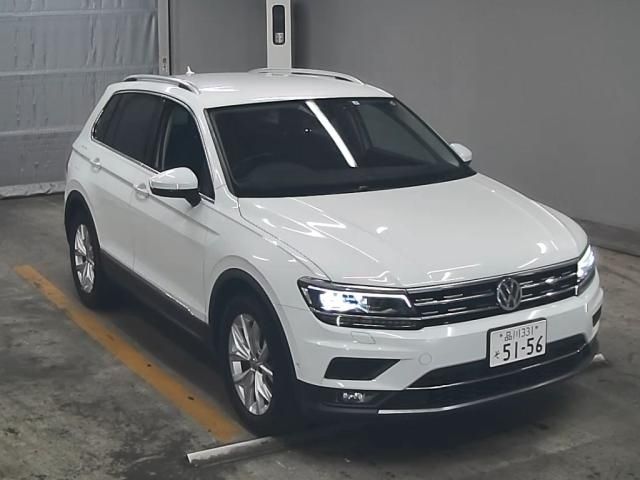 479 Volkswagen Tiguan 5NCZE 2019 г. (ZIP Tokyo)