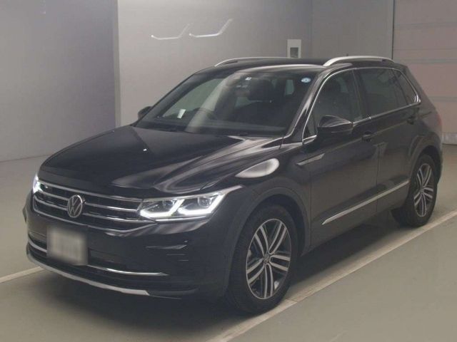 81020 Volkswagen Tiguan 5NDPC 2021 г. (TAA Kantou)