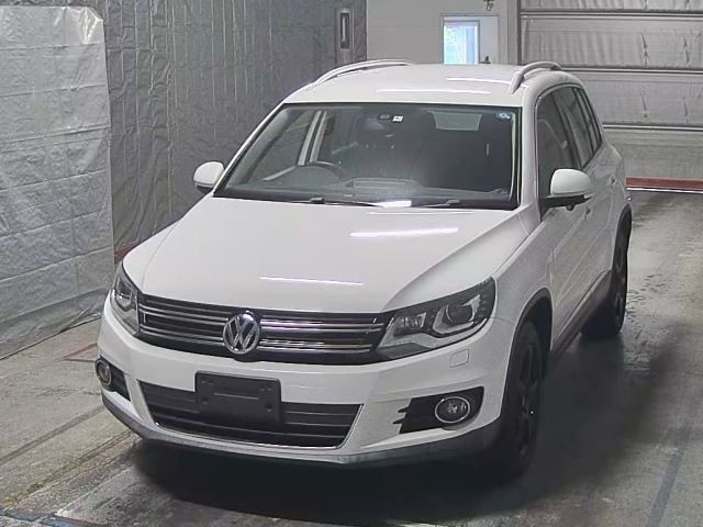 888 Volkswagen Tiguan 5NCTH 2014 г. (HERO)