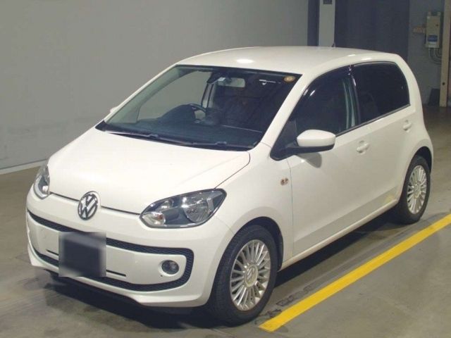 15042 Volkswagen Up AACHY 2016 г. (TAA Yokohama)