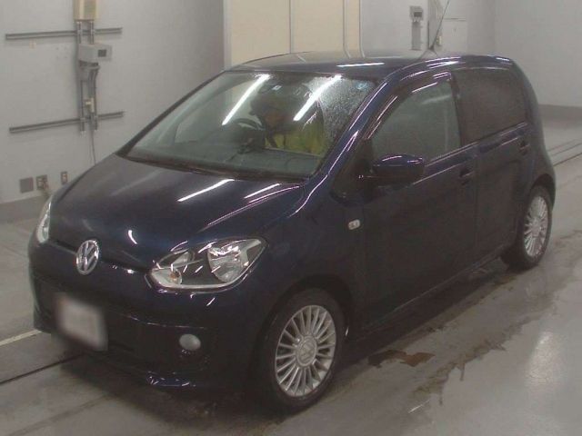 25037 Volkswagen Up AACHY 2013 г. (CAA Tokyo)