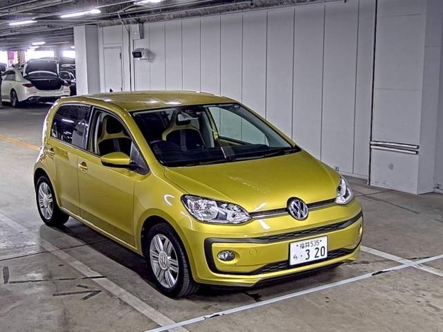 41 Volkswagen Up AACHY 2017 г. (ZIP Osaka)