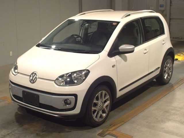 5036 Volkswagen Up AACHYW 2016 г. (TAA Kyushu)