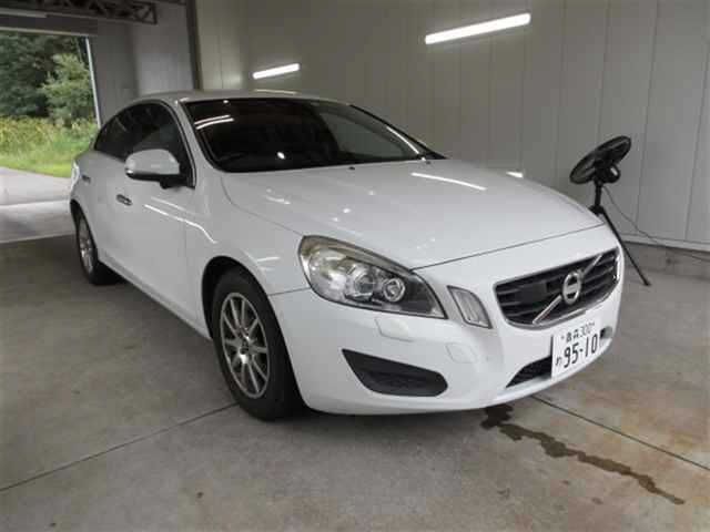 2001 Volvo S60 FB4164T 2011 г. (JU Aomori)