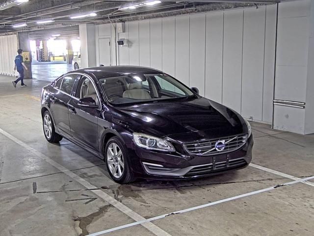 602 Volvo S60 FB4164T 2015 г. (ZIP Osaka)