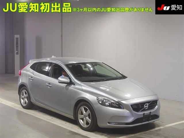 3030 Volvo V40 MB4164T 2014 г. (JU Aichi)