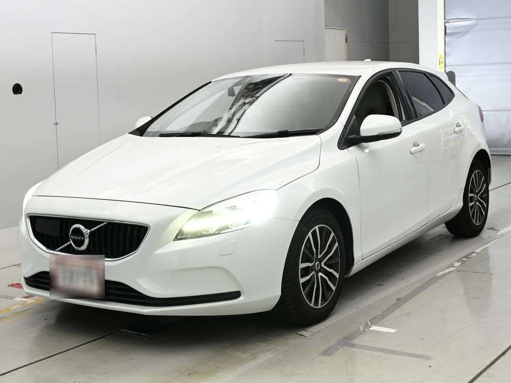Volvo V40 MB4154T 2019