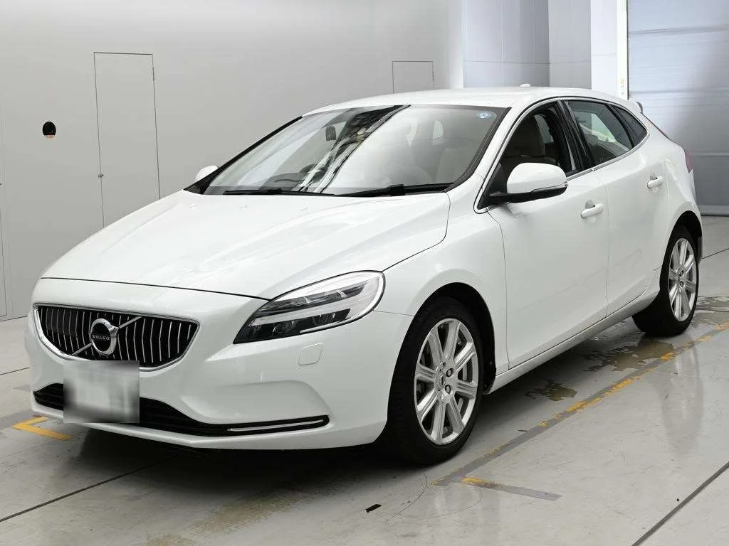 Volvo V40 MB4154T 2018