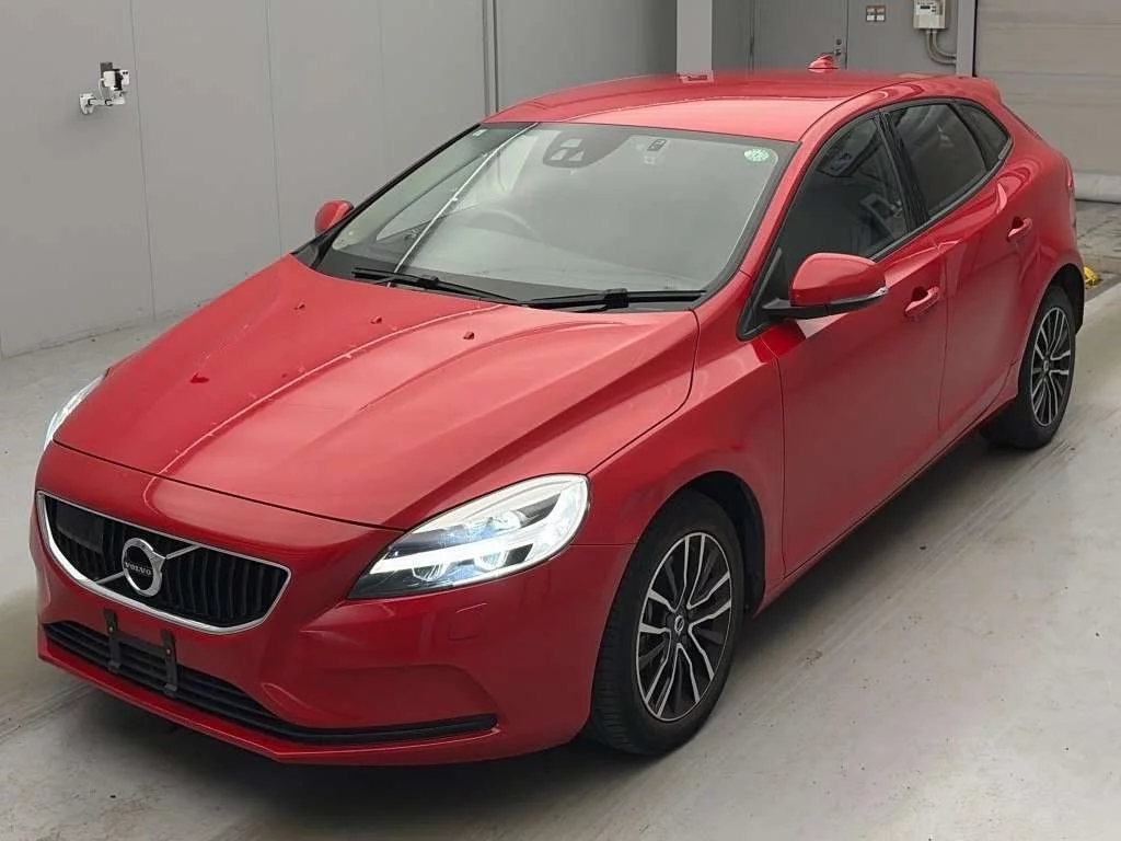 Volvo V40 MB4154T 2019