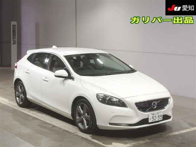 61 Volvo V40 MB4164T 2013 г. (JU Aichi)