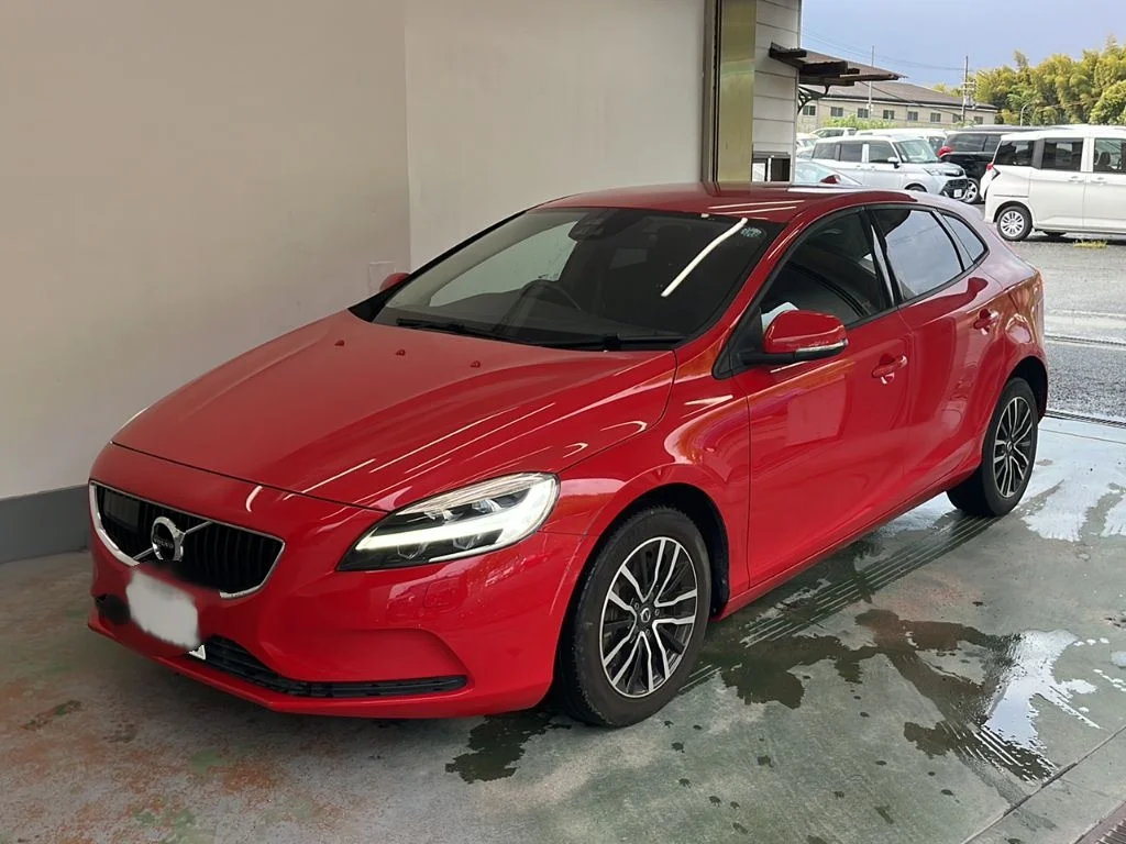 Volvo V40 MB4154T 2018