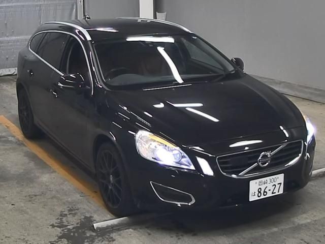 12 Volvo V60 FB4164T 2012 г. (ZIP Tokyo)