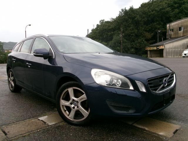 34013 Volvo V60 FB4164T 2012 г. (AUCNET)