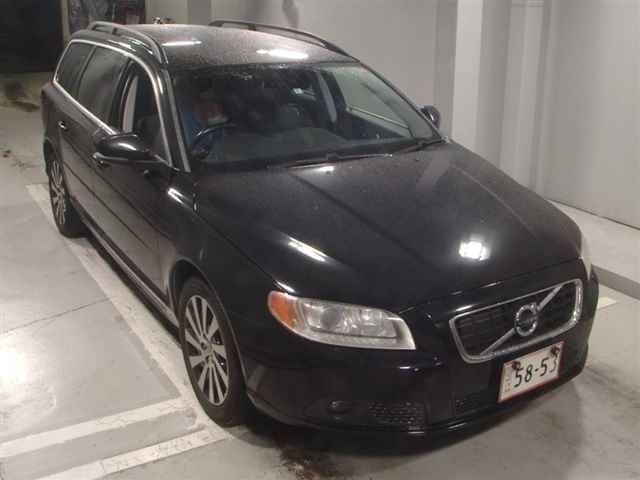 3047 Volvo V70 BB4164TW 2012 г. (JU Tokyo)